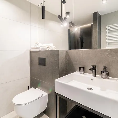 Apartment Nadmorski Loft Port - 750 M Od Plazy Kolobrzeg