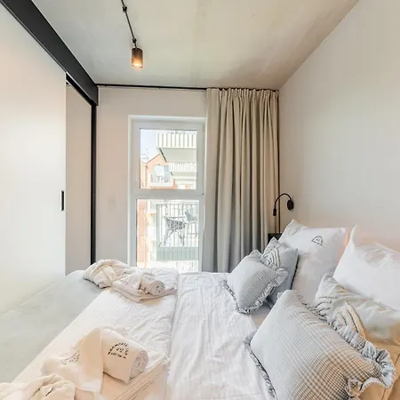 Nadmorski Loft Port - 750 M Od Plazy Appartamento Kołobrzeg