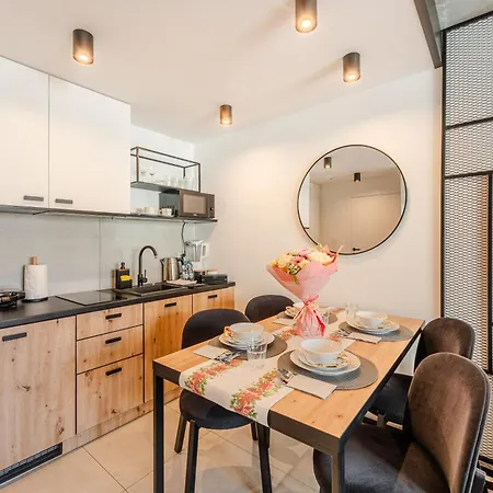 Nadmorski Loft Port - 750 M Od Plazy * קולובז'ג